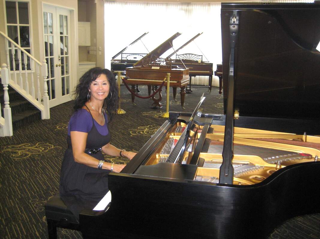 Lynn playing piano